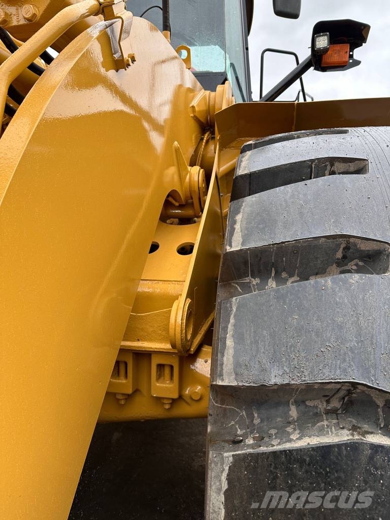 CAT 980H Колесни товарачи