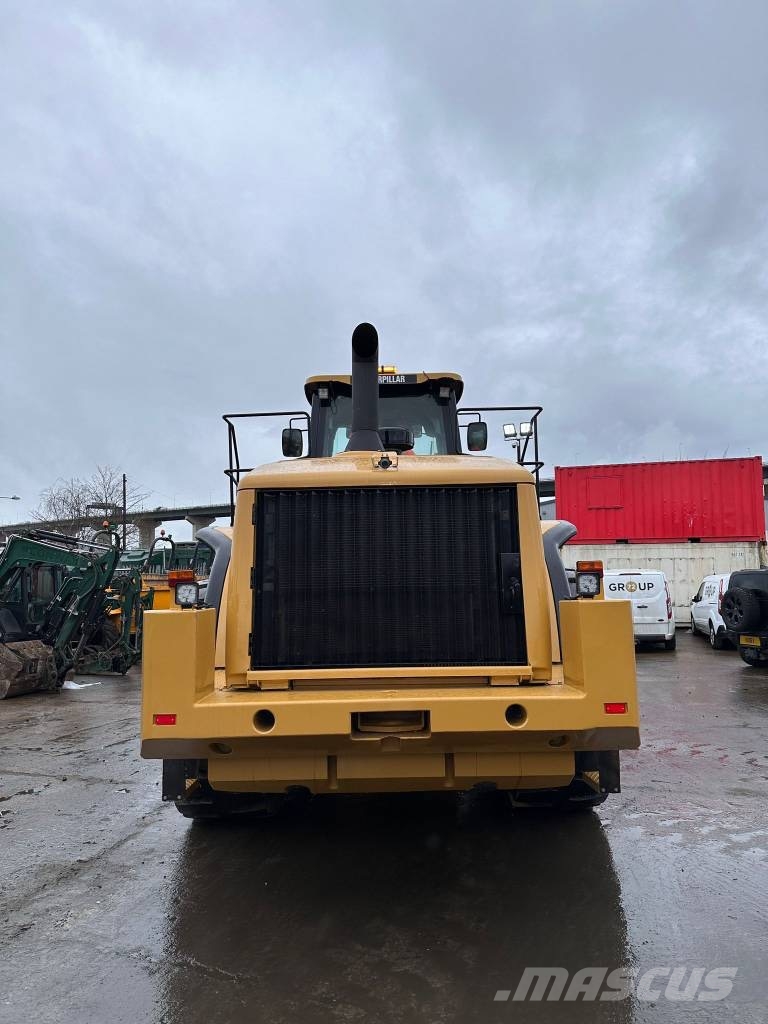 CAT 980H Колесни товарачи