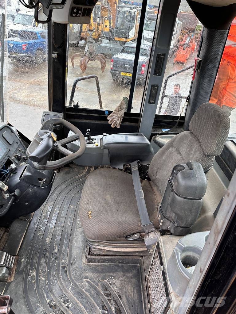 CAT 980H Колесни товарачи