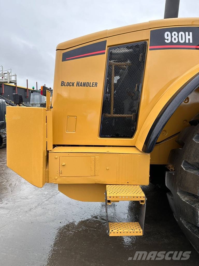 CAT 980H Колесни товарачи