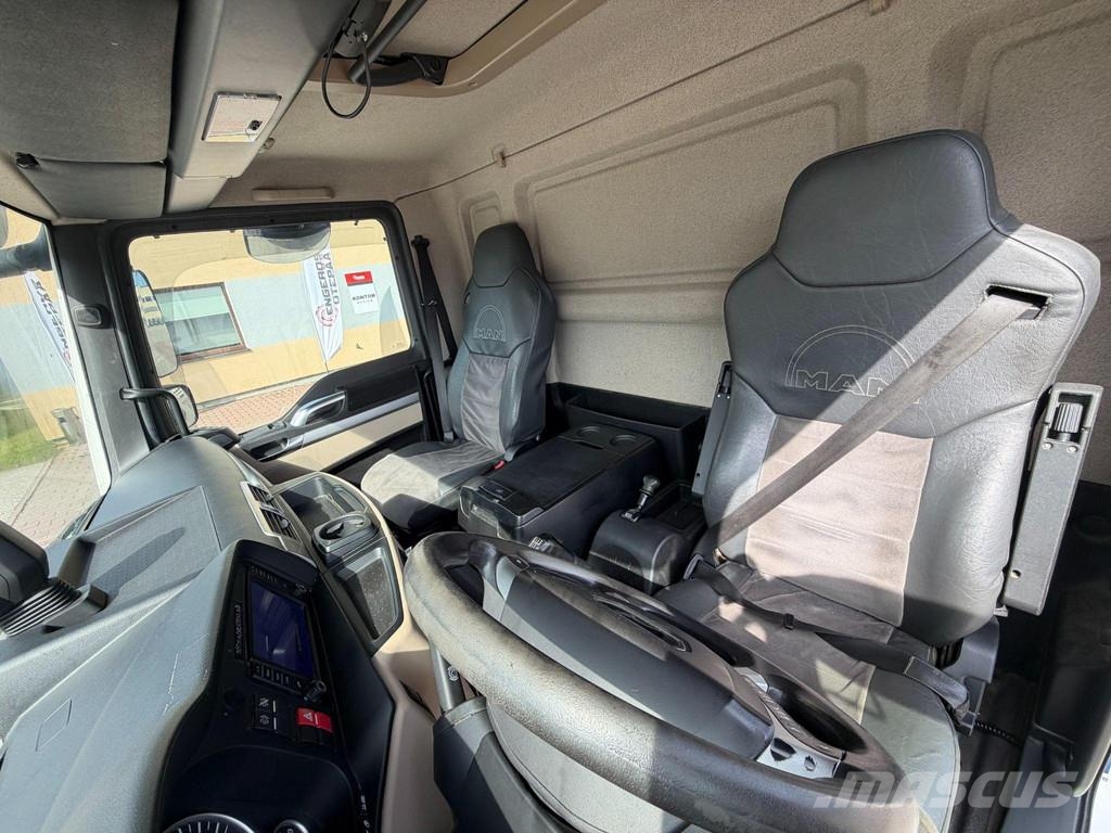 MAN TGL 8.220 4X2 EURO6 + CARRIER XARIOS 600 Chłodnie samochodowe