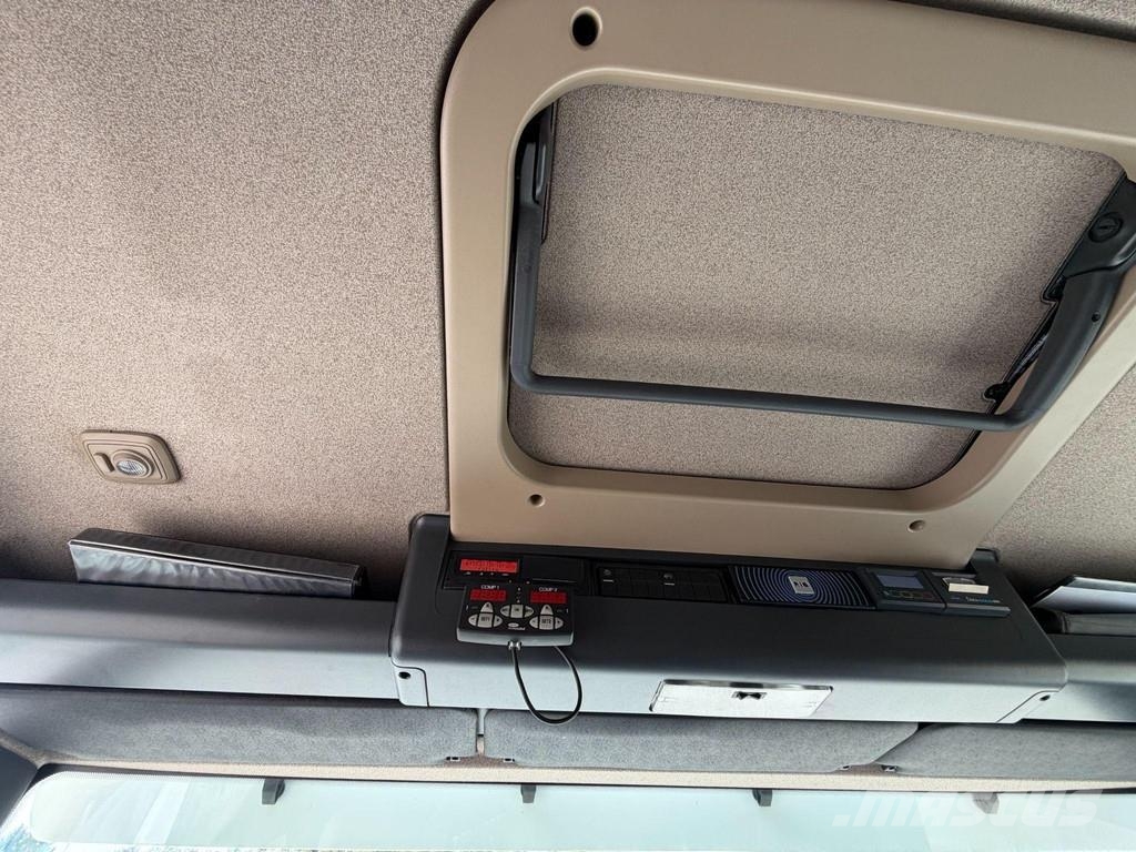 MAN TGL 8.220 4X2 EURO6 + CARRIER XARIOS 600 Chłodnie samochodowe