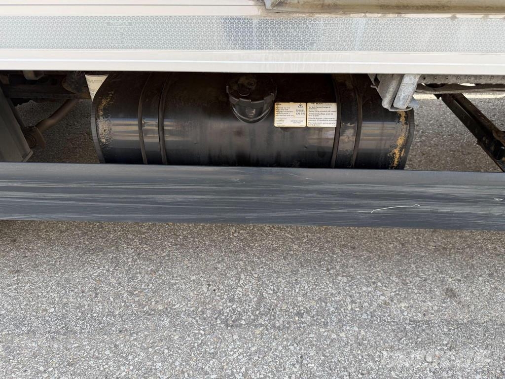 MAN TGL 8.220 4X2 EURO6 + CARRIER XARIOS 600 Chłodnie samochodowe