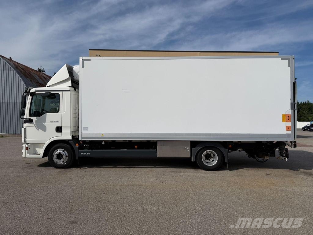 MAN TGL 8.220 4X2 EURO6 + CARRIER XARIOS 600 Chłodnie samochodowe