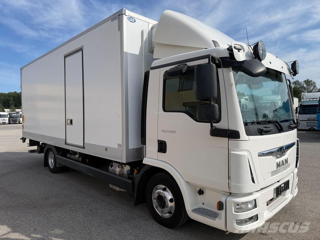 MAN TGL 8.220 4X2 EURO6 + CARRIER XARIOS 600 Chłodnie samochodowe