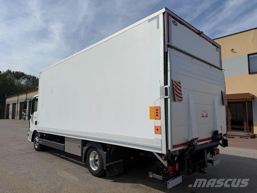 MAN TGL 8.220 4X2 EURO6 + CARRIER XARIOS 600 Chłodnie samochodowe