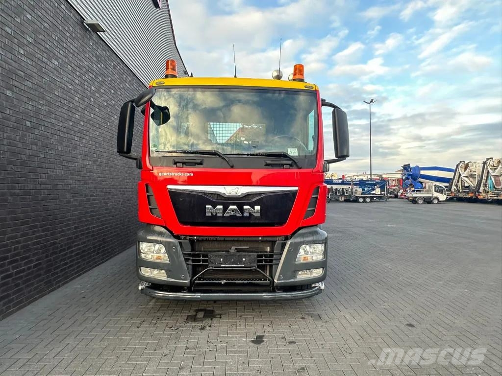 MAN TGS 26.480 6X4 MET PALFINGER PK 42002-SH G KRAAN / شاحنات الرافعات