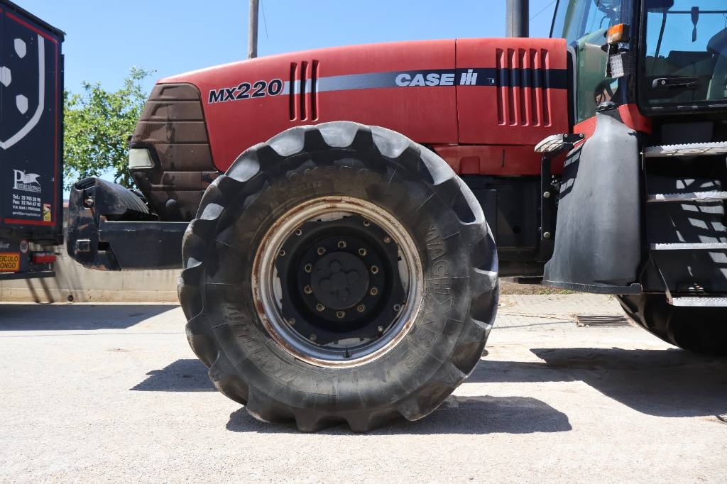 Case IH MX 220 Tratores