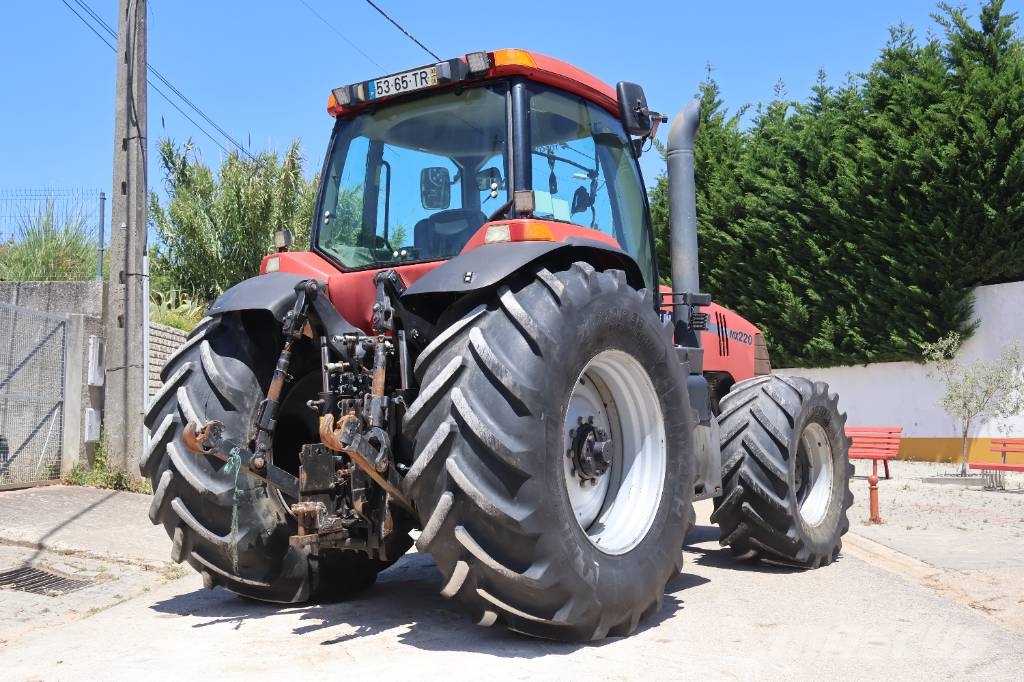 Case IH MX 220 Tratores