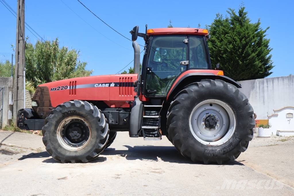 Case IH MX 220 Tratores