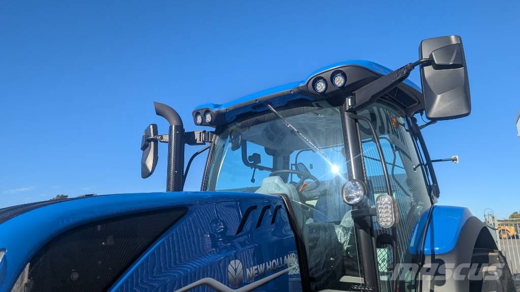 New Holland T 7.165 S Traktori