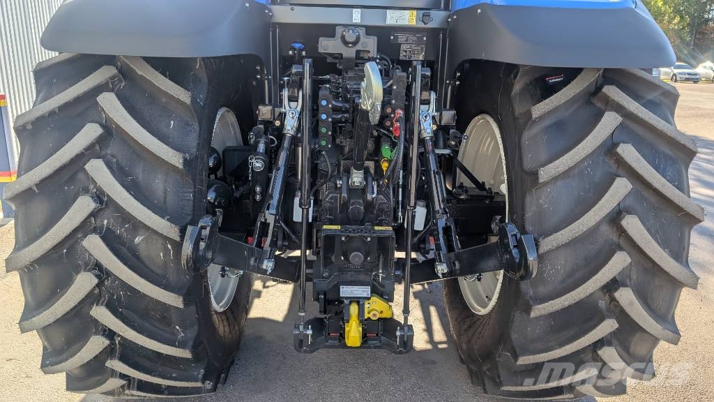 New Holland T 7.165 S Traktori