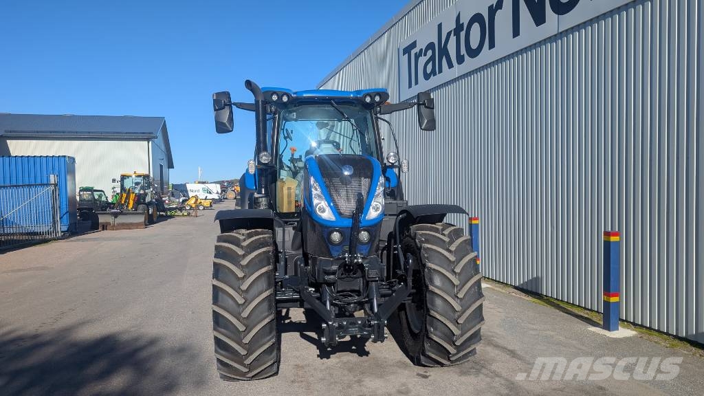 New Holland T 7.165 S Traktori
