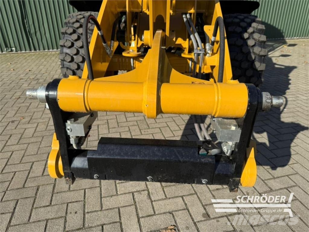 CAT 908 HL-14 Wielladers