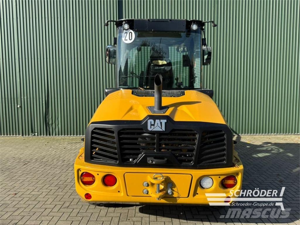 CAT 908 HL-14 Wielladers