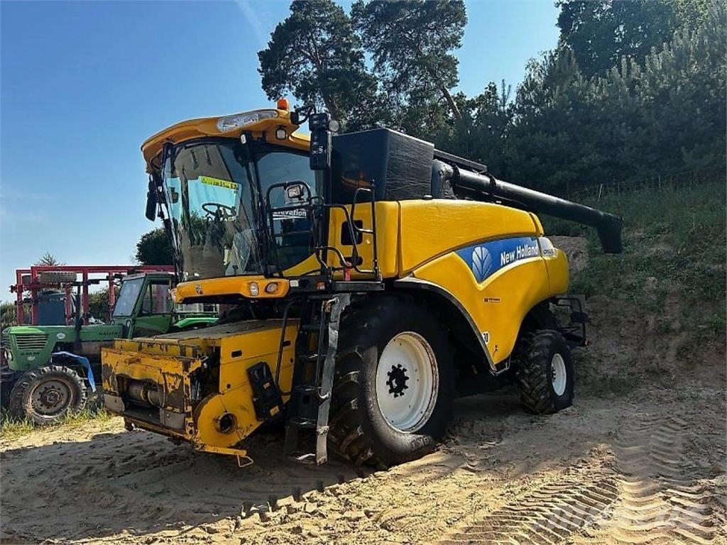 New Holland CR 9070 Elevator Leikkuupuimurit