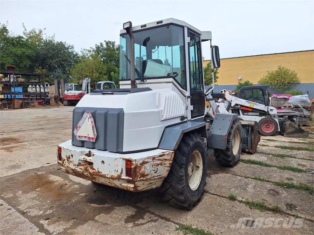 Liebherr 509 4X4 其他