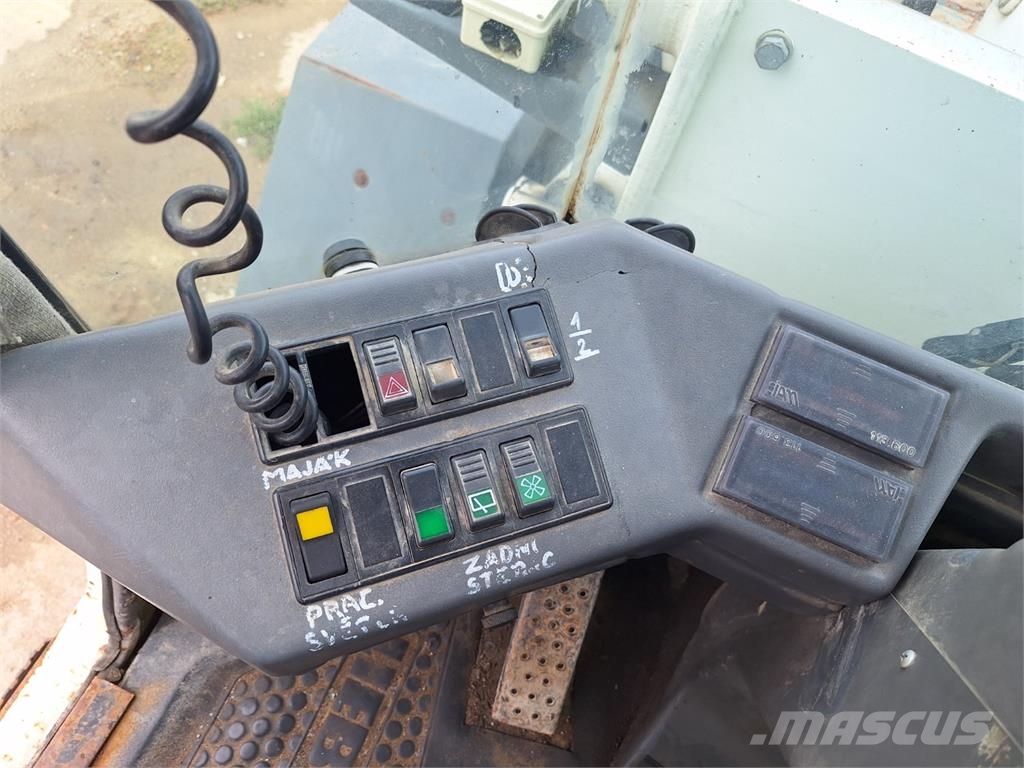Liebherr 509 4X4 其他