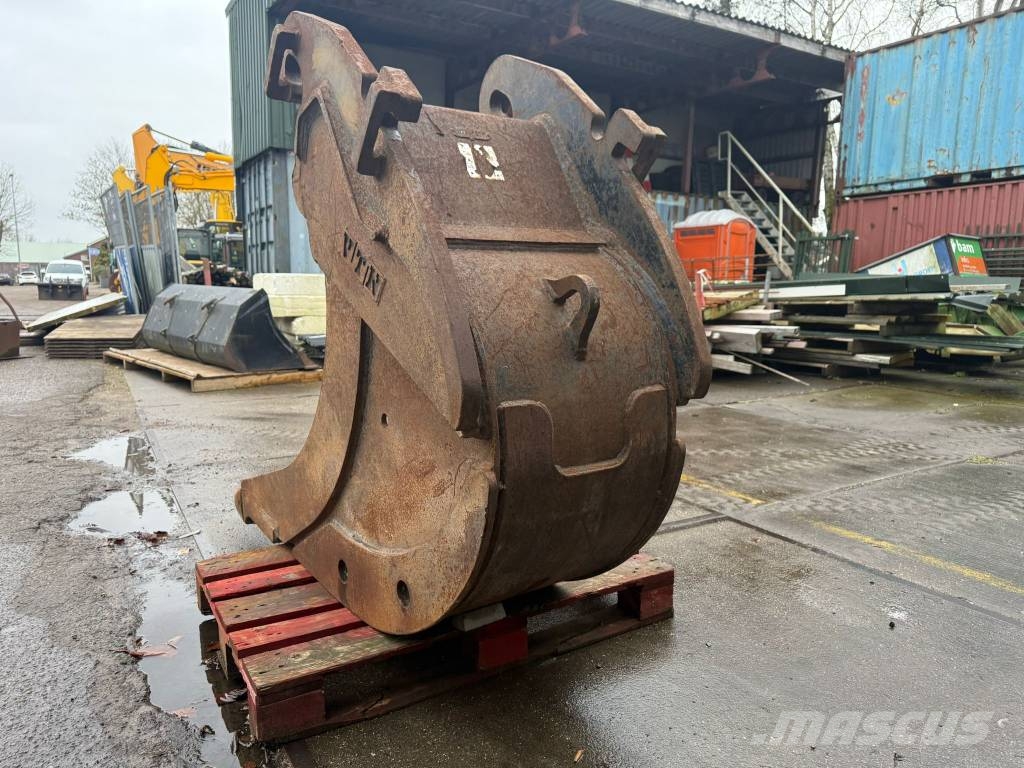VTN Theeth bucket / rock bucket / tandenbak Benne