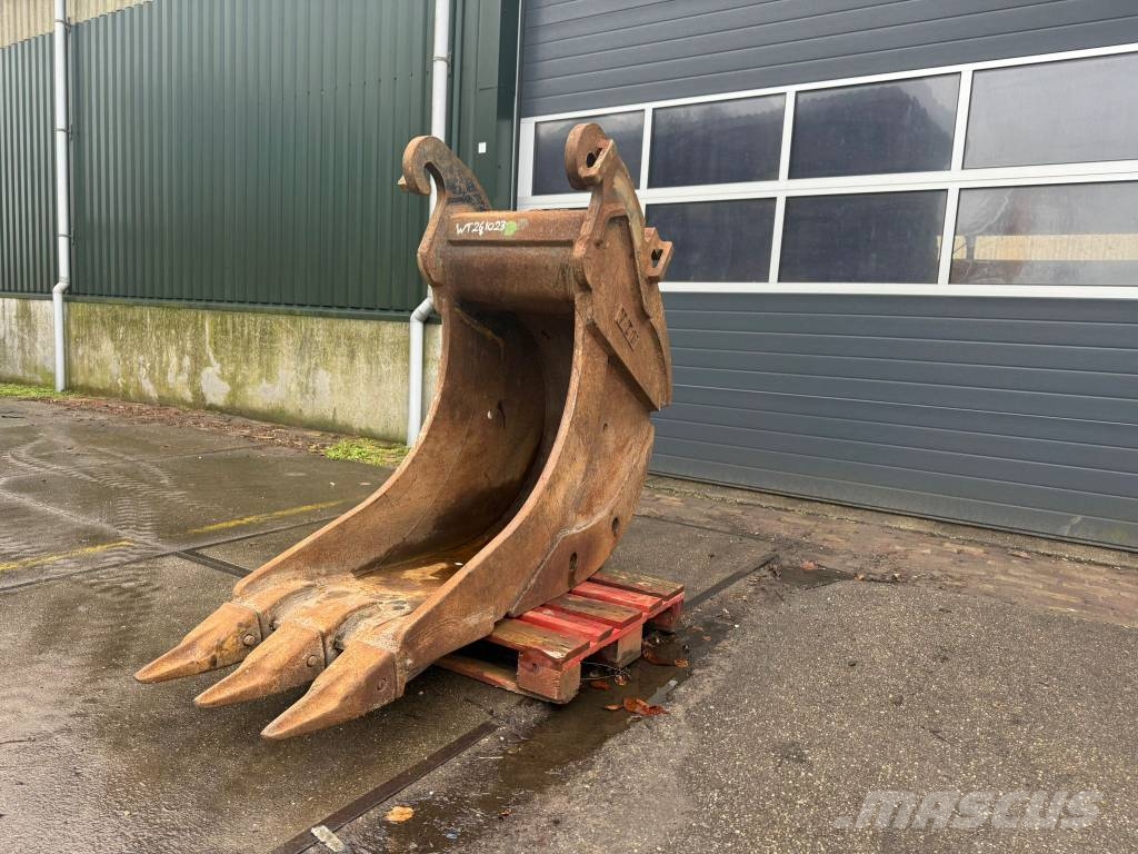 VTN Theeth bucket / rock bucket / tandenbak Benne