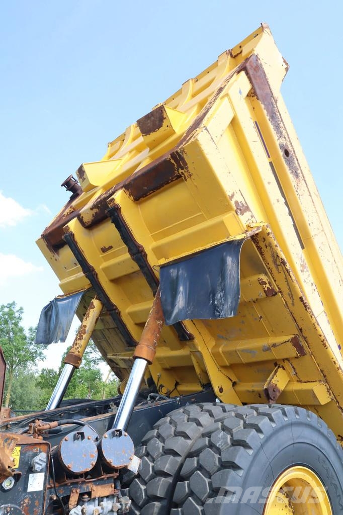 Komatsu HD405 -8E0 | 77 TON | GOOD TIRES Zglobni demperi