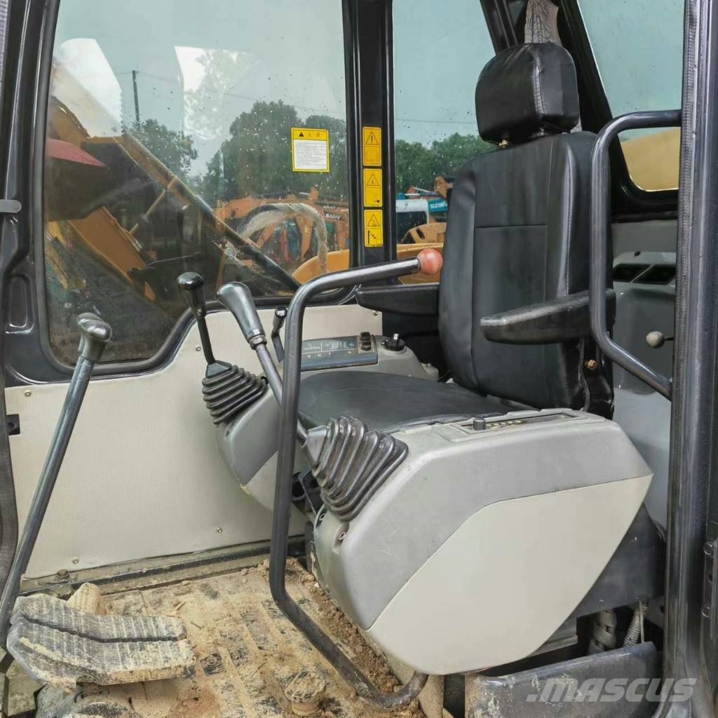 Komatsu PC 60-7 Εκσκαφάκι (διαβολάκι) < 7t