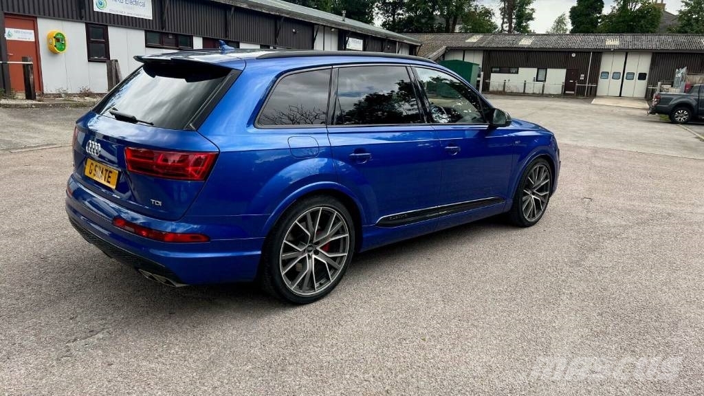 Audi SQ7 Auto's
