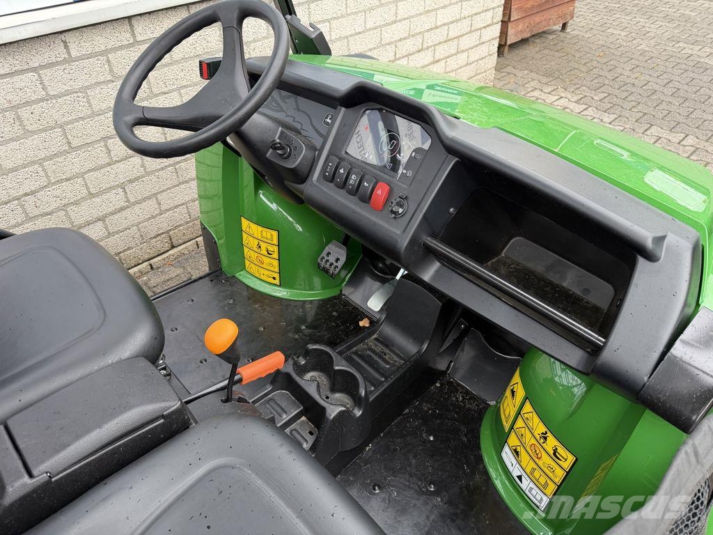 John Deere Gator HPX 815E ATV-k
