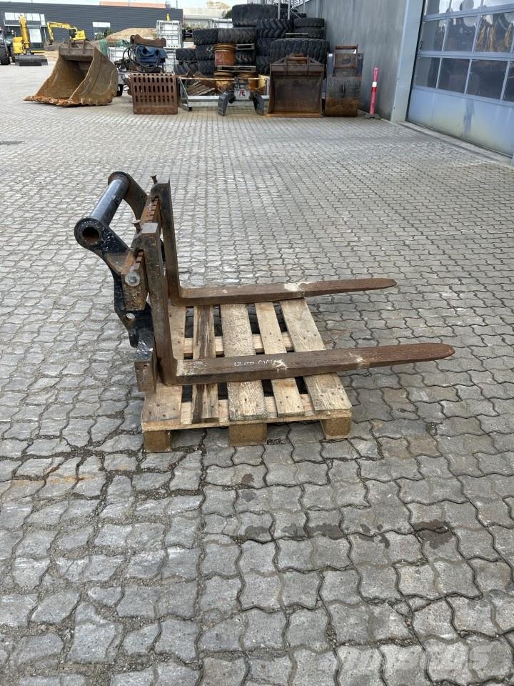 Manitou GAFFELVOGN, FAST, PFB45 MT1260 Forquilhas