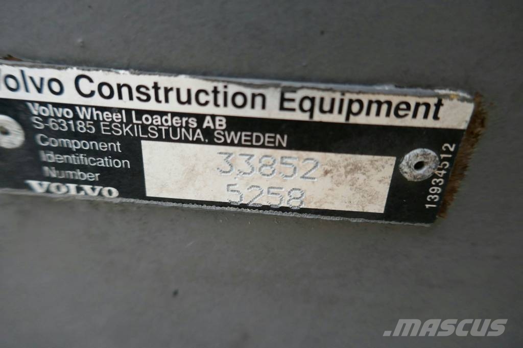 Volvo L 150 F, Lyftramverk VOE33852 섀시 및 서스펜션