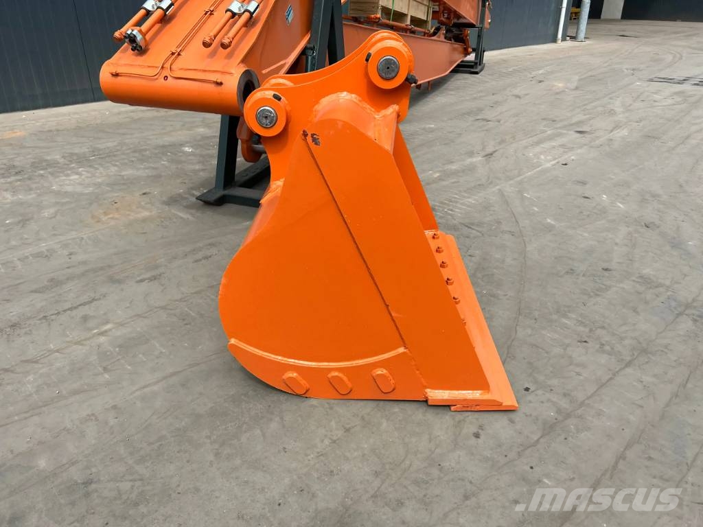 Hitachi ZX210 18m Set Long Reach Equipment Graafarmen