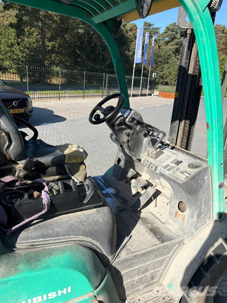 Mitsubishi FG 50 NT Propan trucker