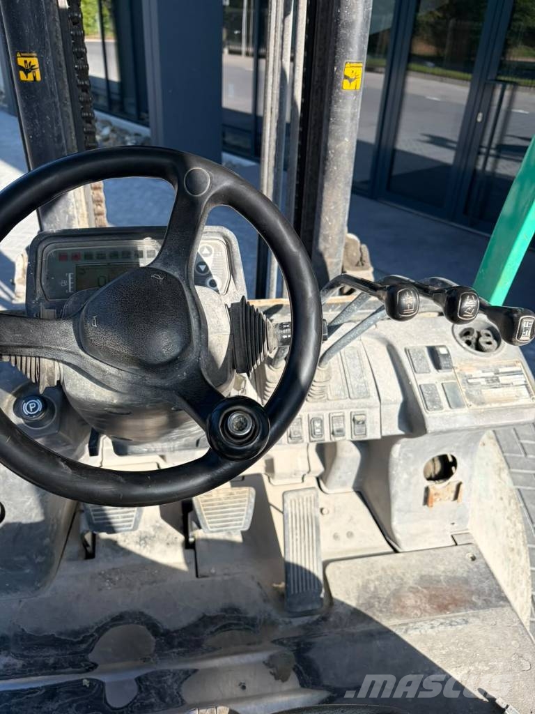 Mitsubishi FG 50 NT Propan trucker