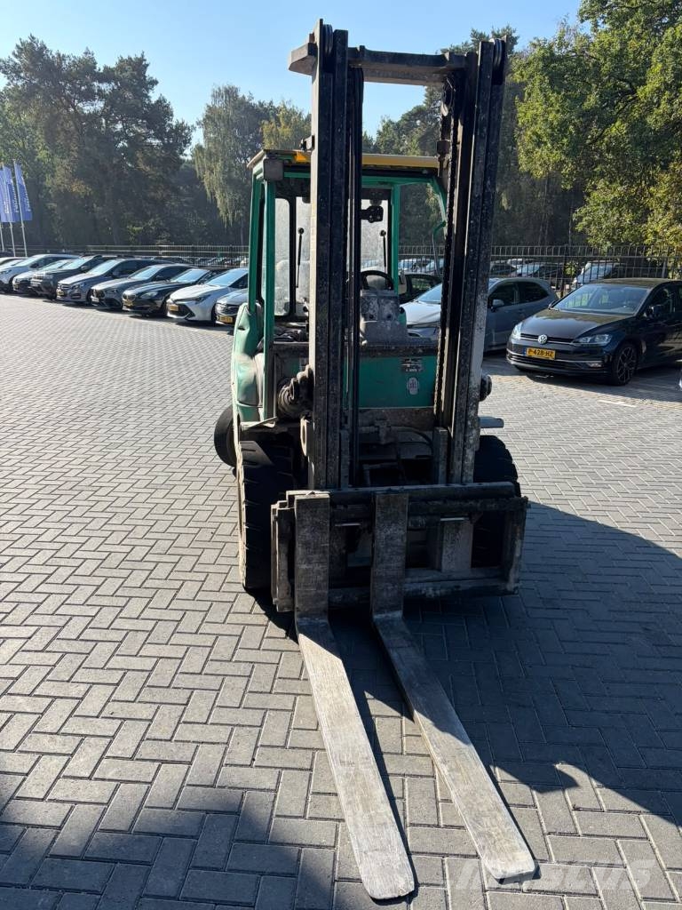 Mitsubishi FG 50 NT Propan trucker