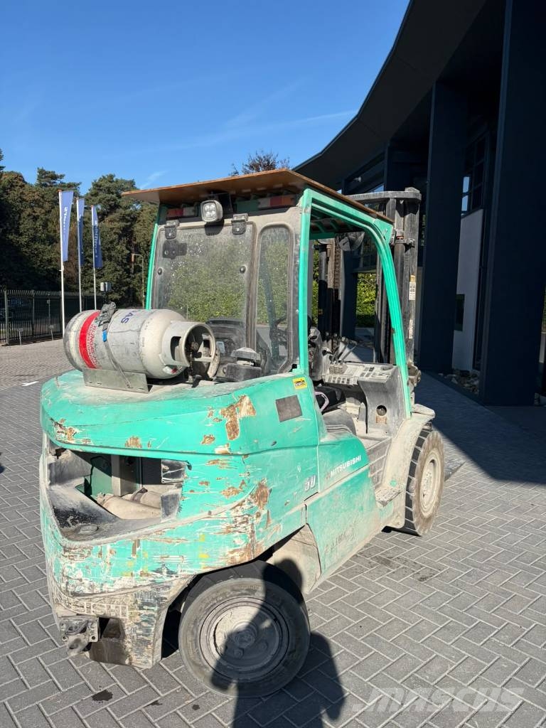 Mitsubishi FG 50 NT Propan trucker