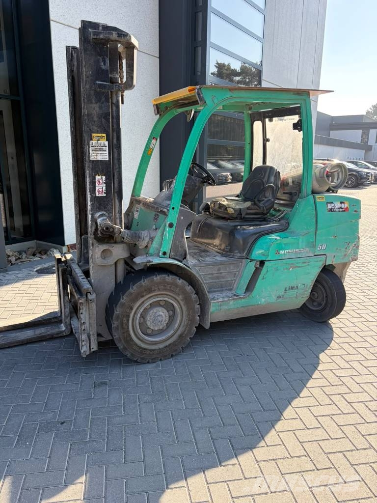 Mitsubishi FG 50 NT Propan trucker