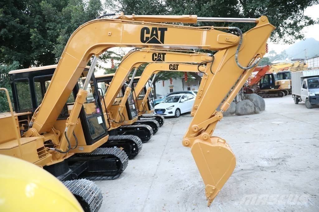 CAT E 70 B Miniexcavadoras