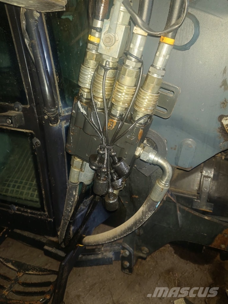 Valtra 6400 Traktorit