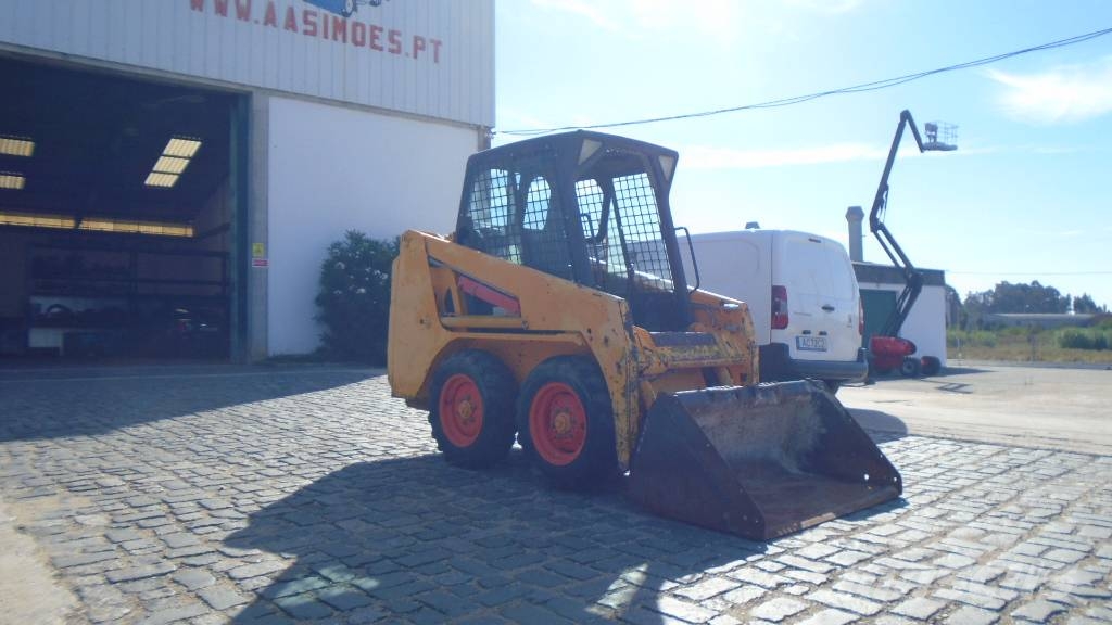 Bobcat S 100 Mini Pale Gommate