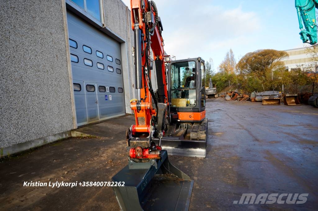 Hitachi ZX48U-5CLR PYÖRITTÄJÄLLÄ حفارات صغيرة أقل من 7 طن (حفارات صغيرة)