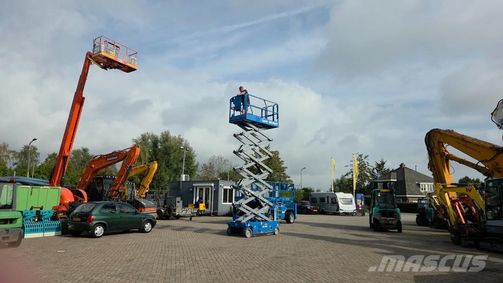 Genie GS-4047 werkhoogte 13.70m elektrisch Makazaste platforme