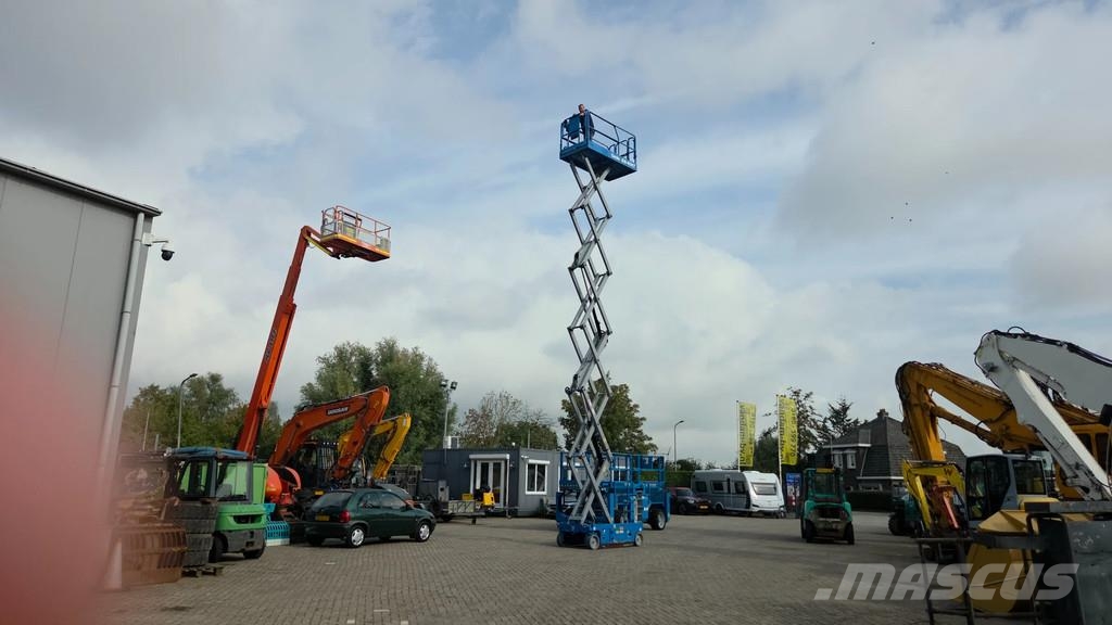 Genie GS-4047 werkhoogte 13.70m elektrisch Makazaste platforme