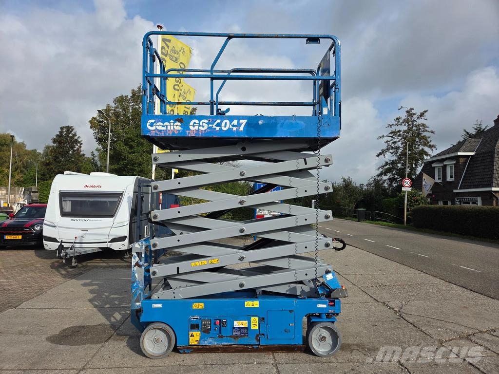 Genie GS-4047 werkhoogte 13.70m elektrisch Makazaste platforme