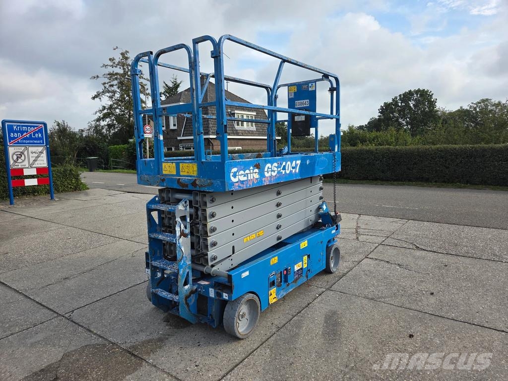 Genie GS-4047 werkhoogte 13.70m elektrisch Makazaste platforme