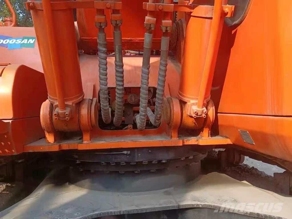 Doosan DH 420 LC-7 Pásové rýpadlá