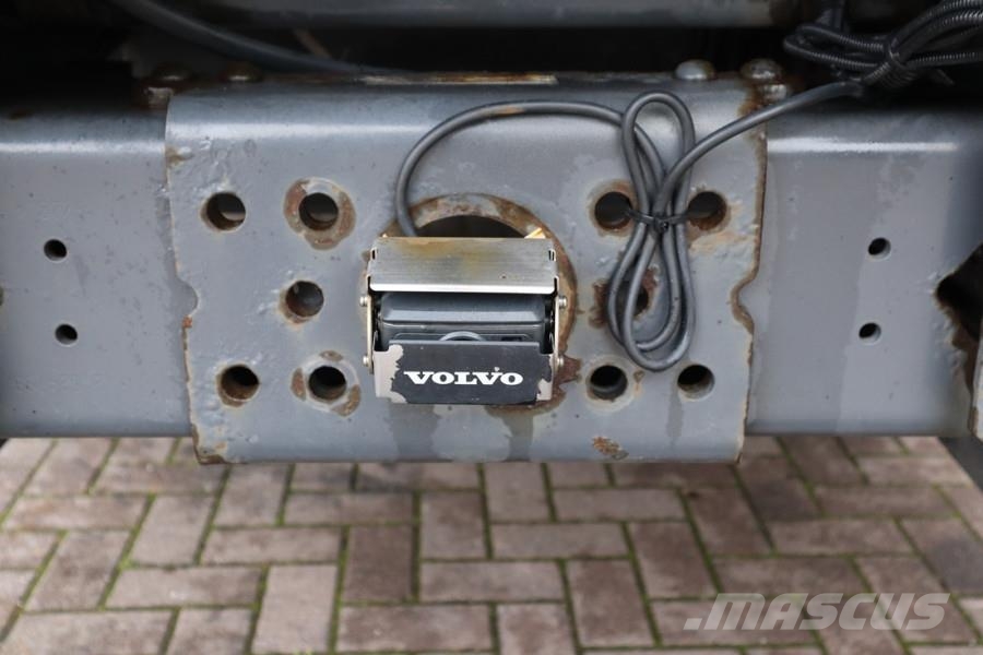 Effer 955/8S Volvo 540 Euro 6, 8x2x4 Drive, Fully Remote Maastikutõstukid