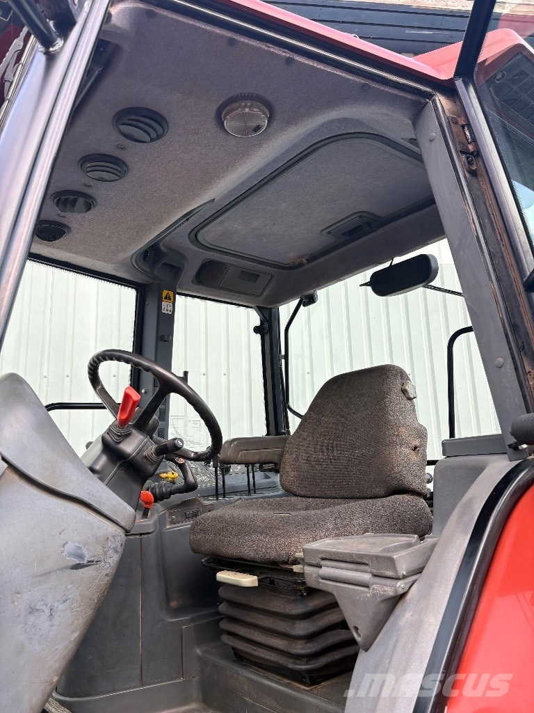New Holland M 135 DT Traktoren