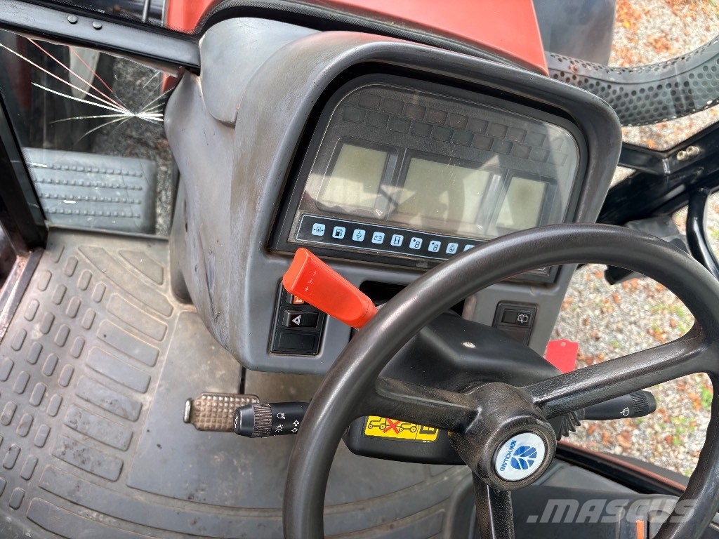 New Holland M 135 DT Traktoren