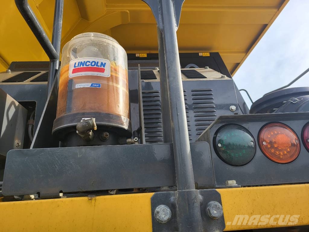 Komatsu HD405-8 Atliekų išvežimo technika