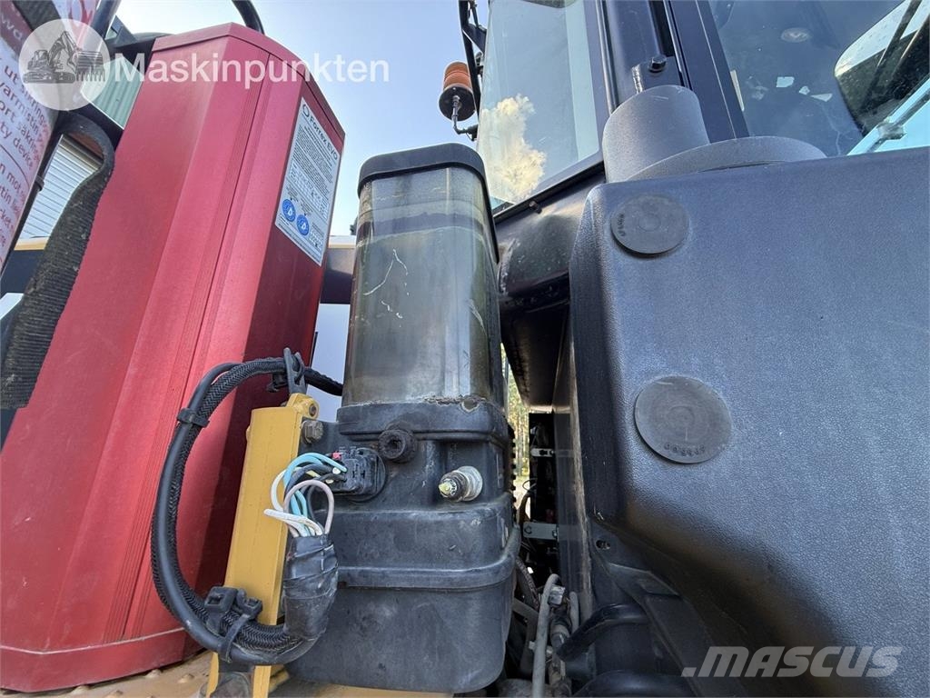 CAT 962K Buldozer sobre ruedas